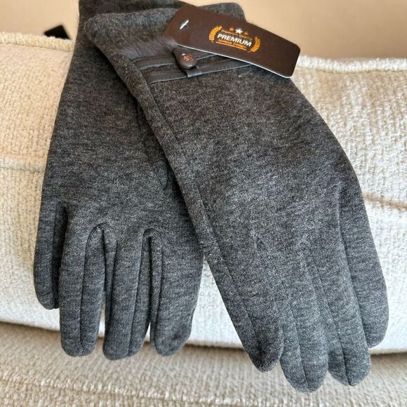 Tech gloves - Picture 1 of 3